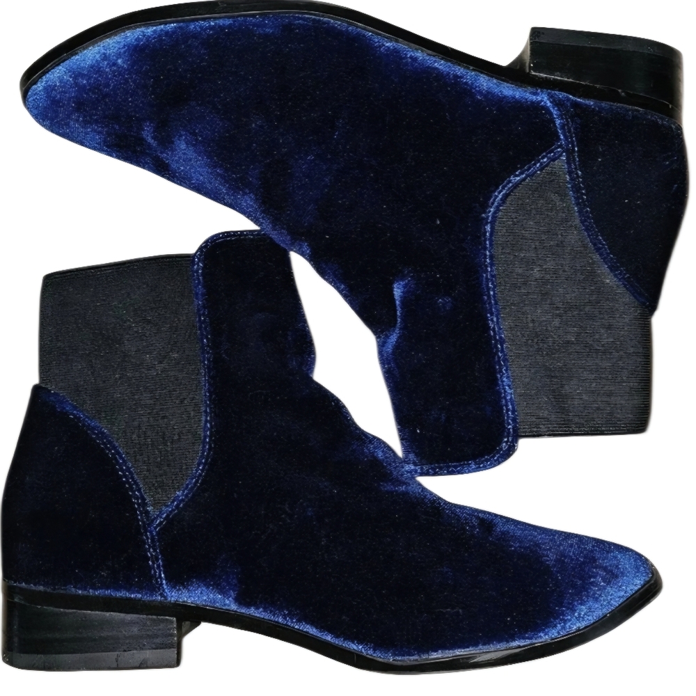 Women's Navy Velvet Chelsea Booties